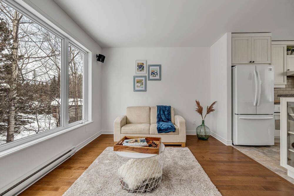 Photo of Livingroom in Lac Beauport