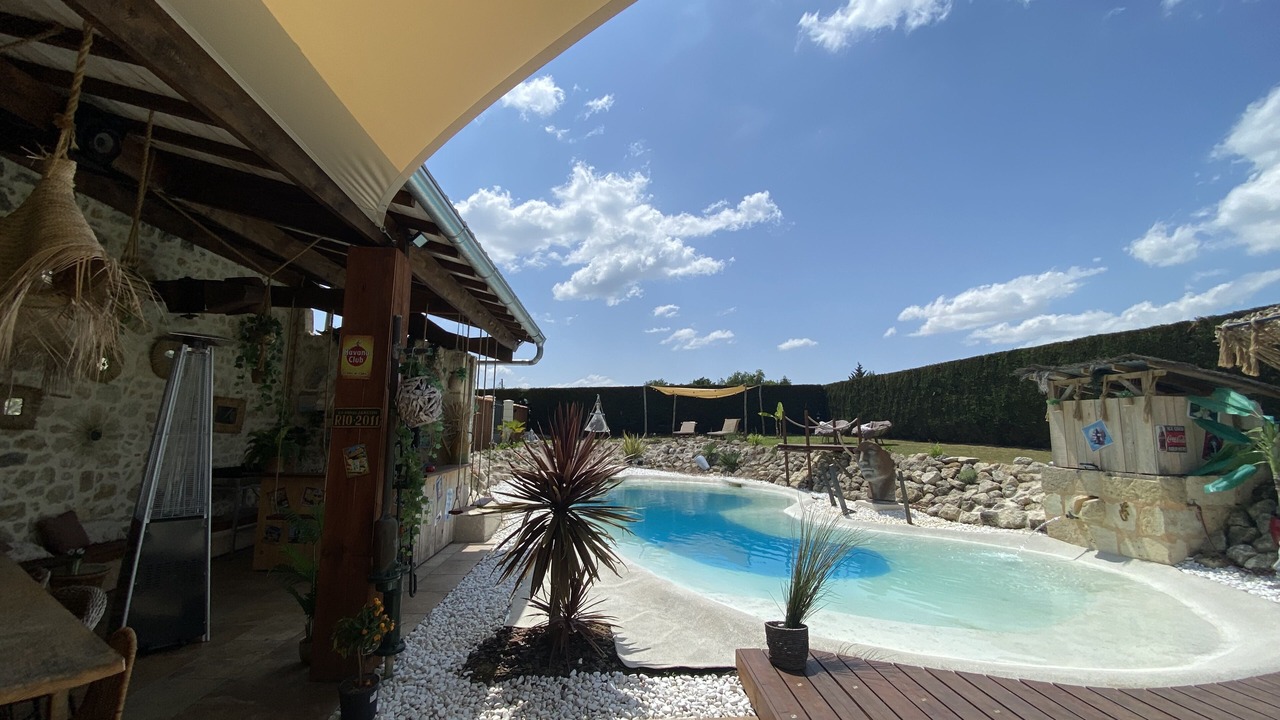 Photo of Outdoor in Berson