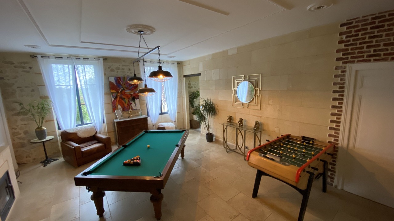 Photo of Others in Berson