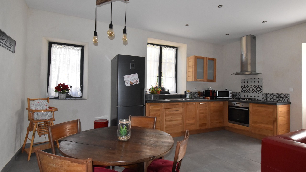 Photo of Others in Berson