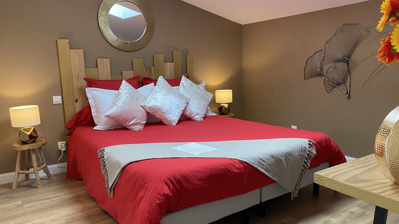 Photo of Others in Berson