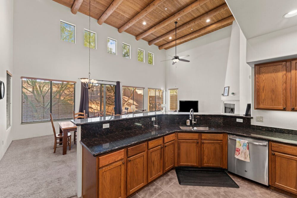 Photo of Kitchen in Rincon Trails