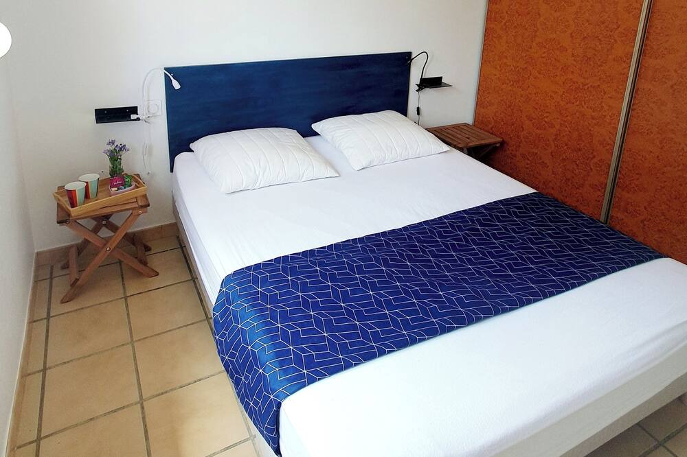 Photo of Bedroom in Bages