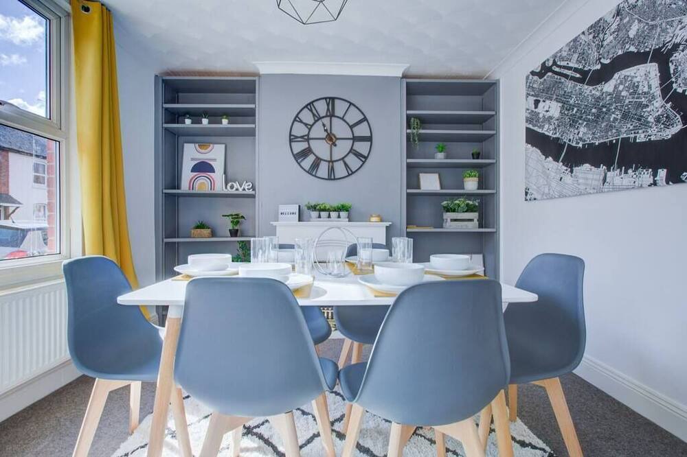 Photo of Others in Reading