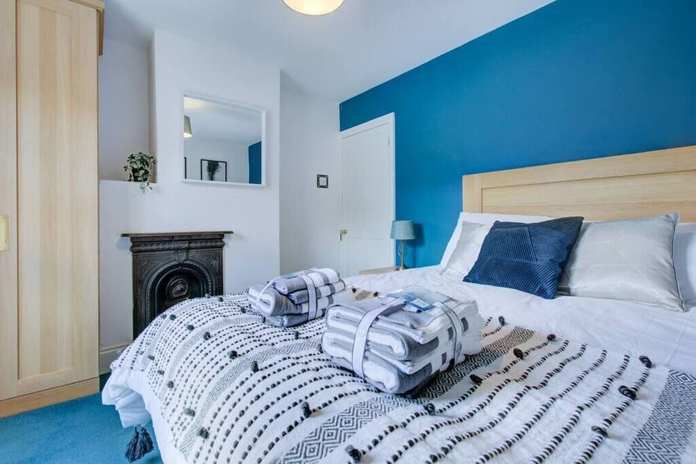 Photo of Bedroom in Reading