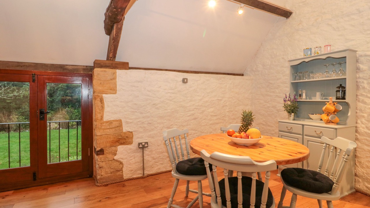 Photo of Others in South Perrott