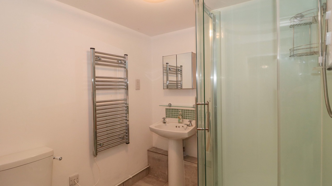 Photo of Others in South Perrott