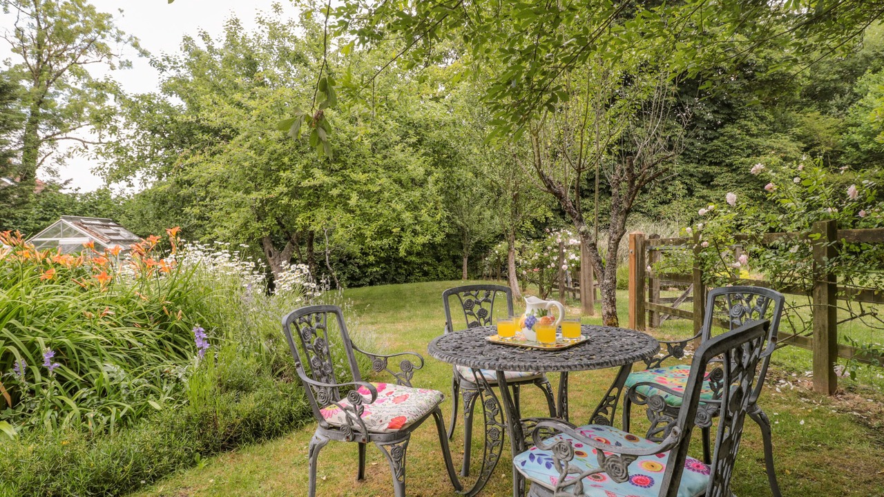 Photo of Outdoor in South Perrott