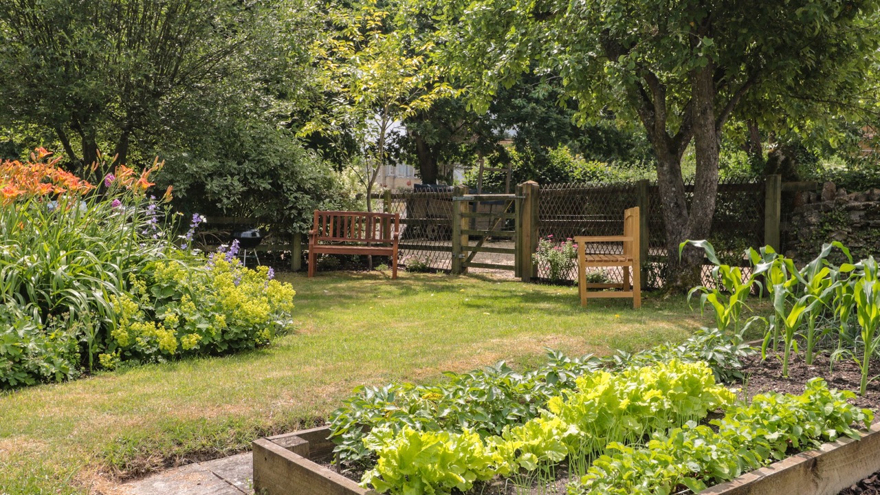 Photo of Others in South Perrott