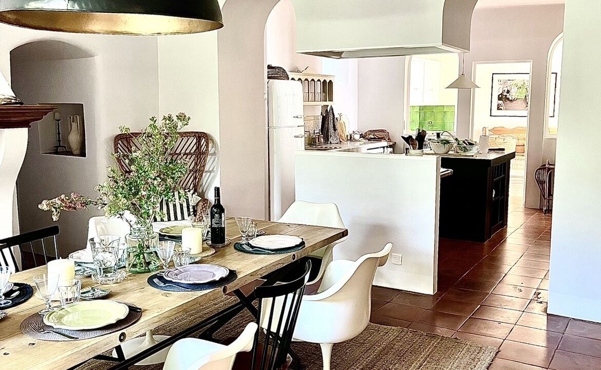 Photo of Others in Mane