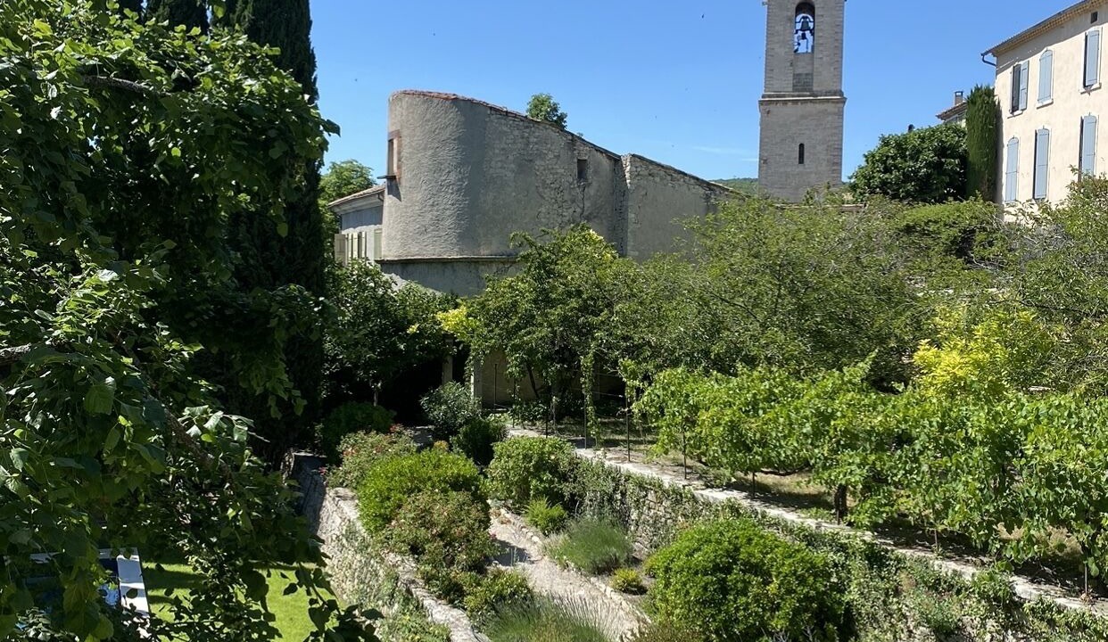 Photo of Outdoor in Mane