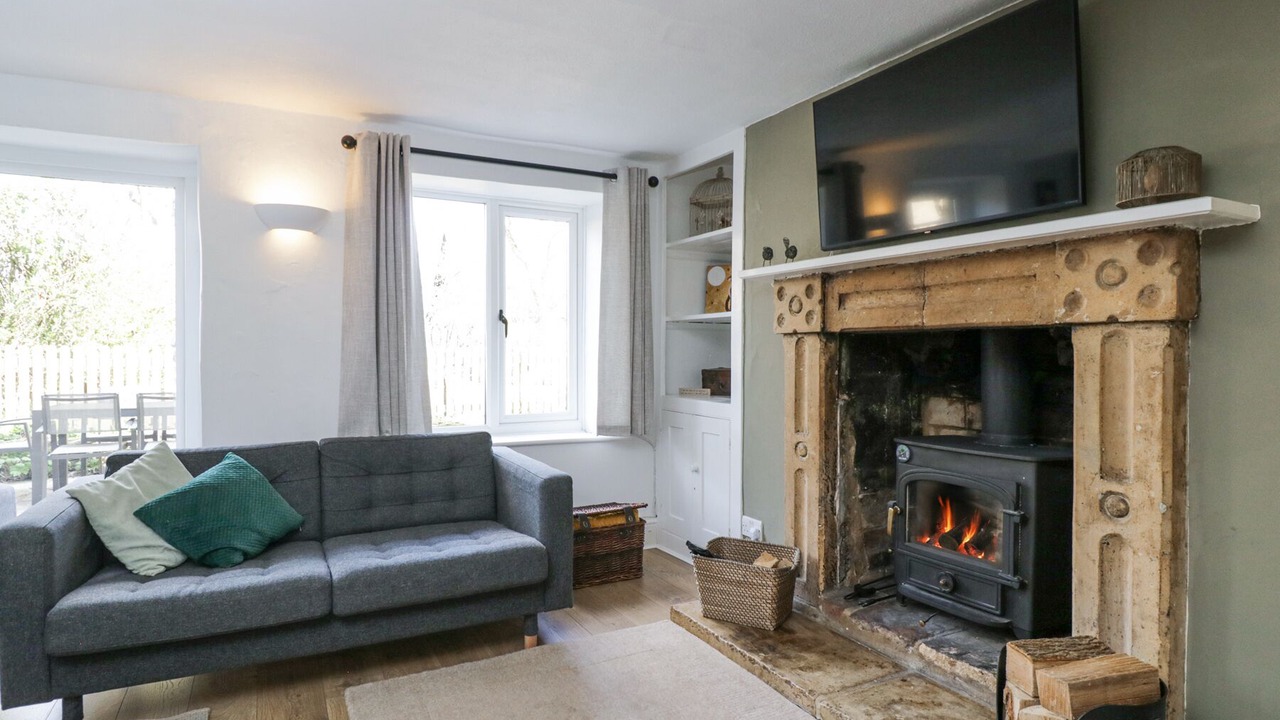 Photo of Livingroom in Longborough