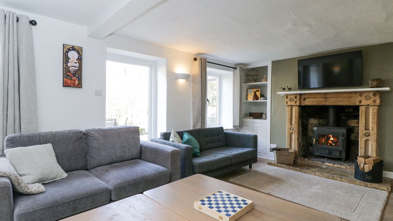 Photo of Livingroom in Longborough