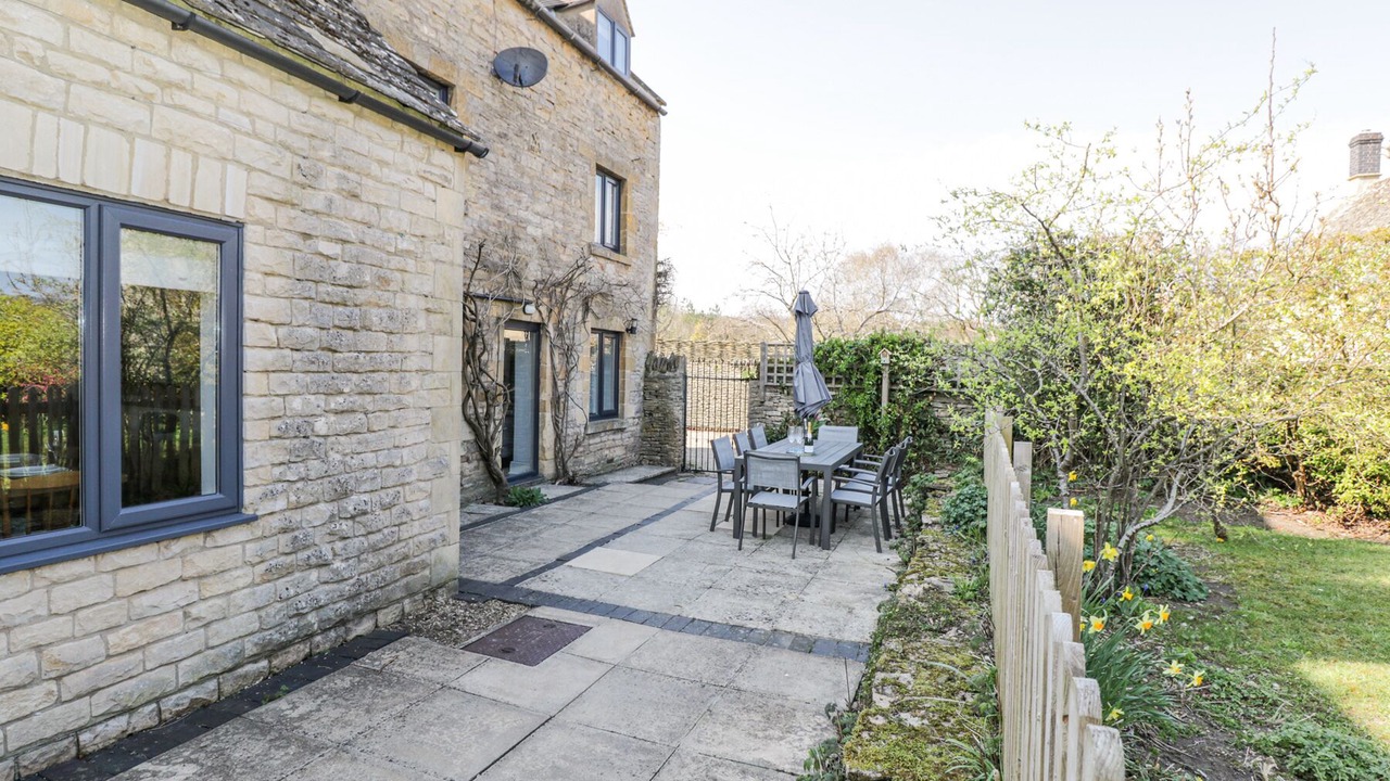 Photo of Outdoor in Longborough