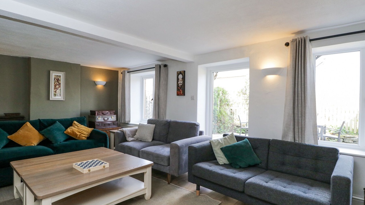 Photo of Livingroom in Longborough