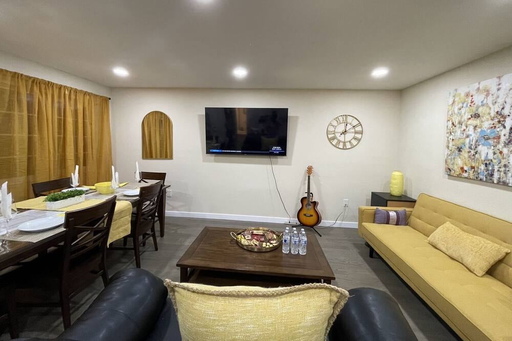 Photo of Others in East Palo Alto