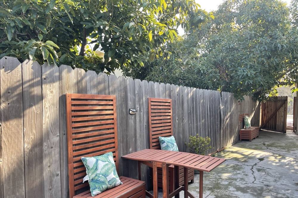 Photo of Outdoor in East Palo Alto