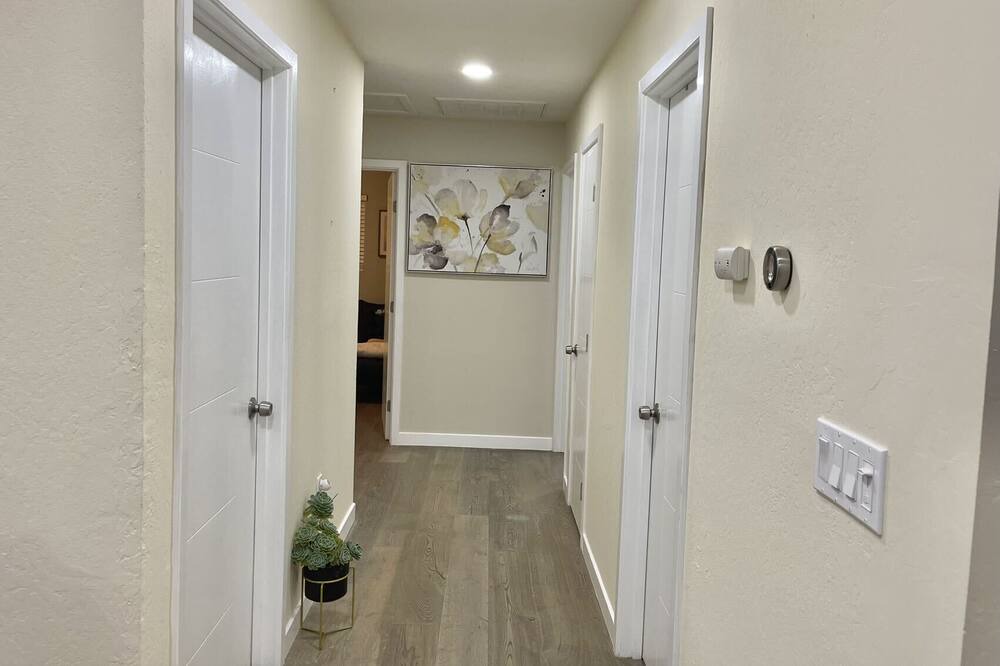 Photo of Others in East Palo Alto