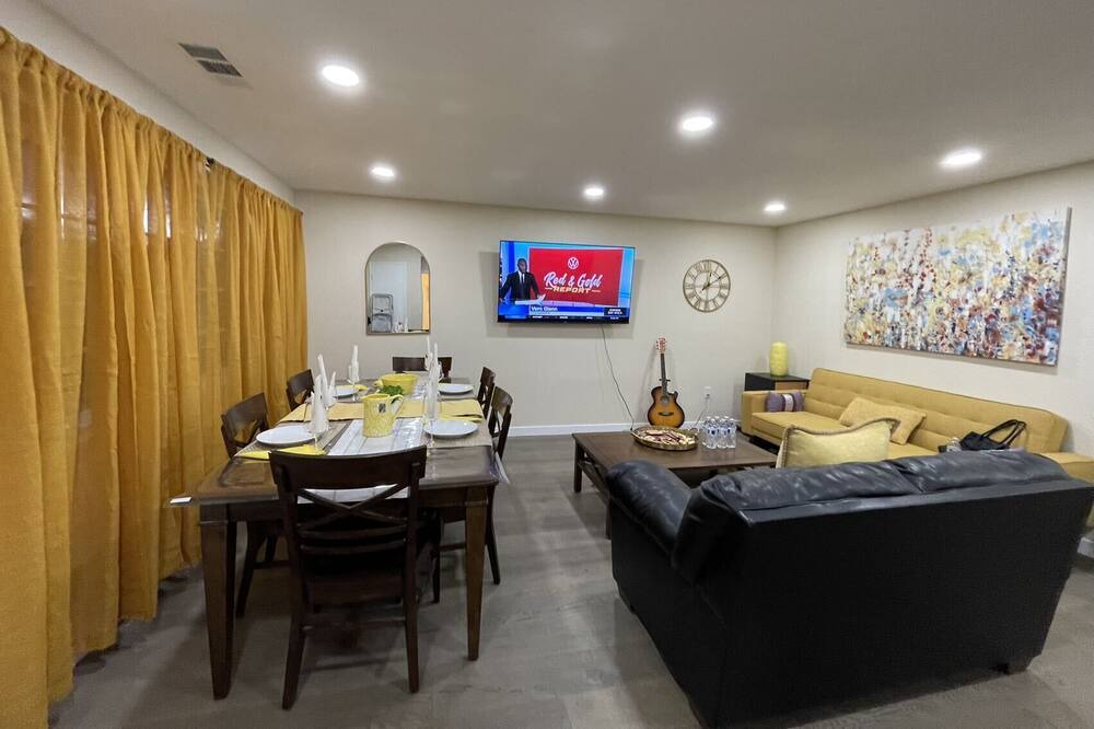 Photo of Others in East Palo Alto