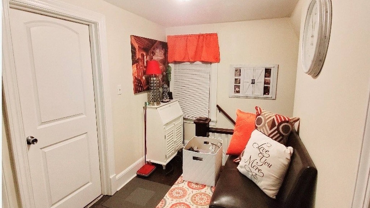 Photo of Livingroom in Dover
