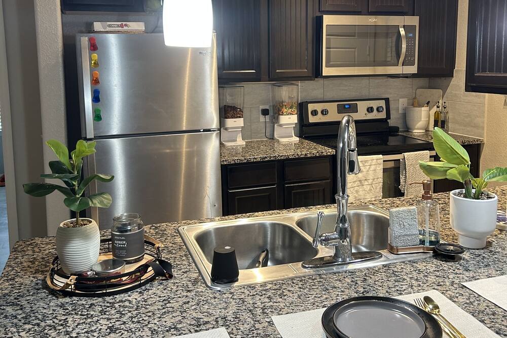 Photo of Kitchen in Aubrey