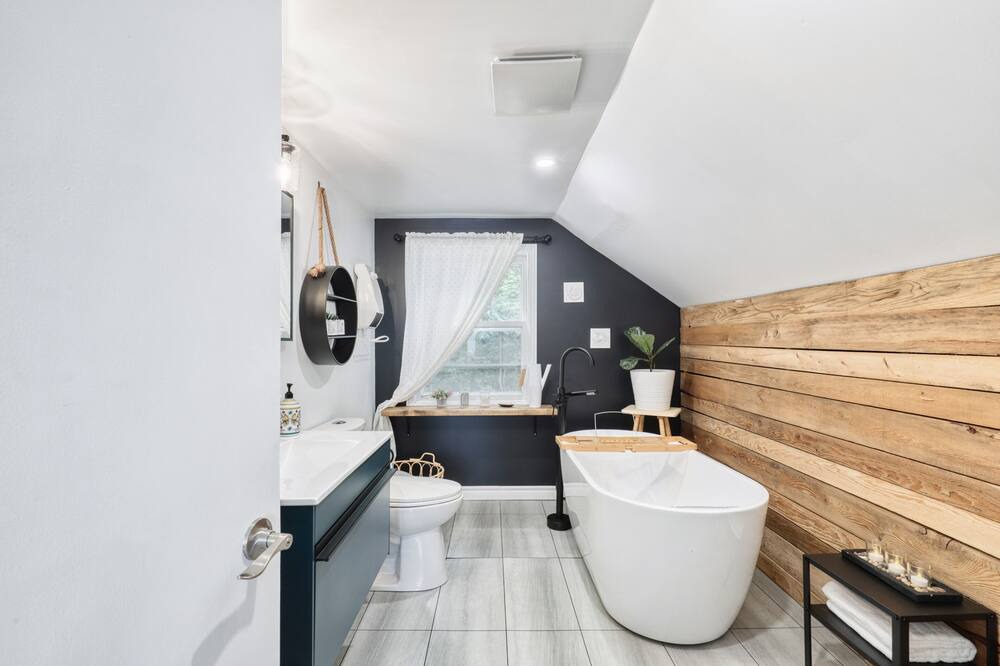 Photo of Bathroom in Saint-Gabriel-de-Brandon