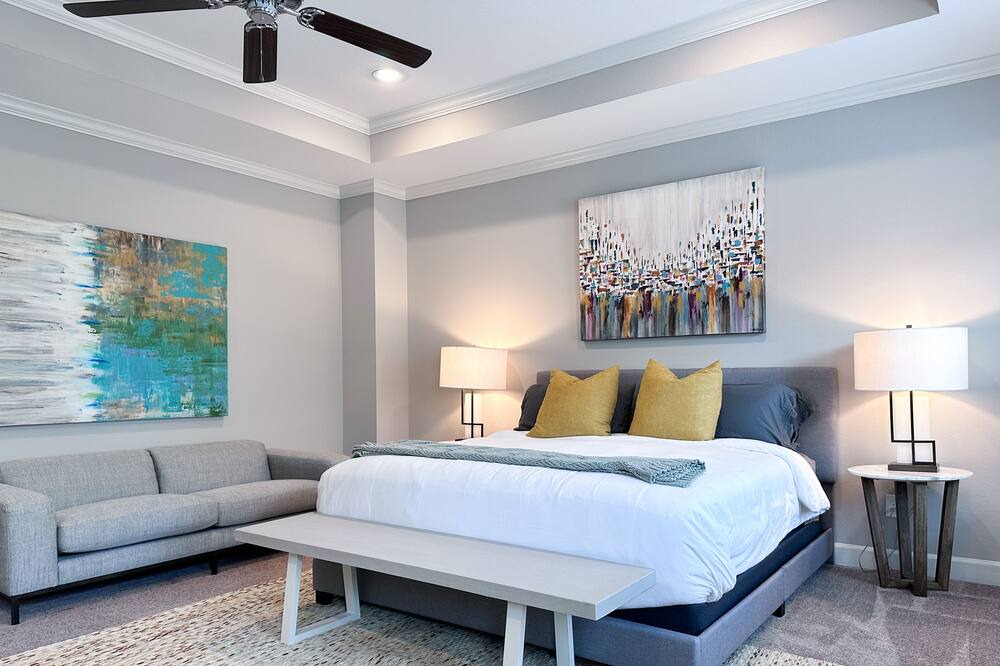 Photo of Bedroom in Shady Acres
