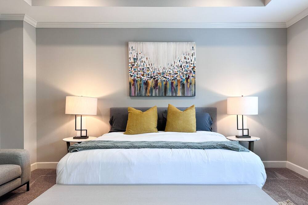 Photo of Bedroom in Shady Acres