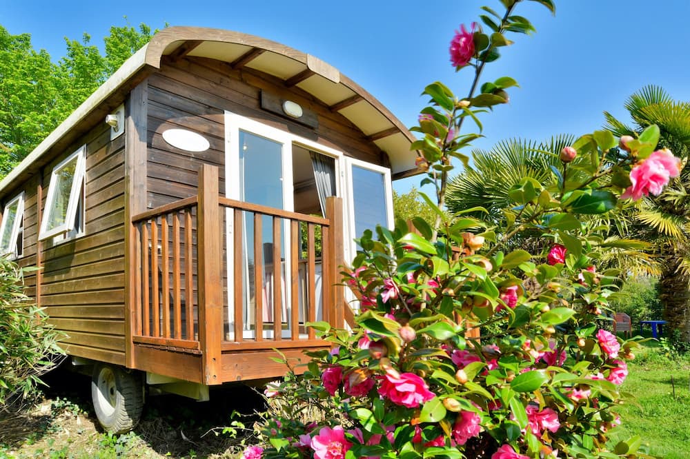 Photo of Others in Baguer-Morvan