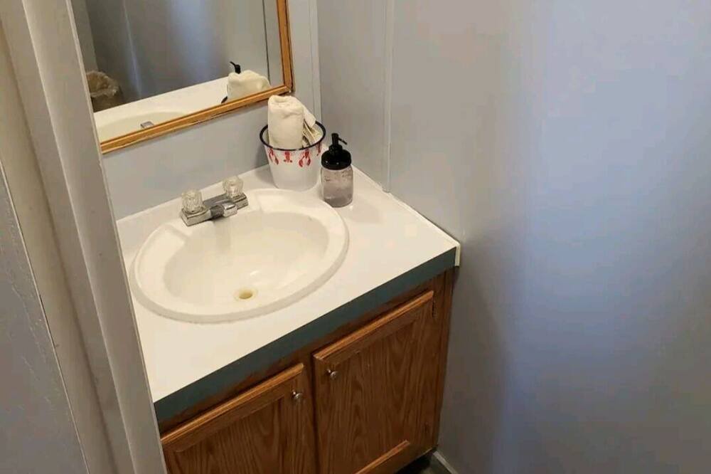 Photo of Bathroom in Dogwood