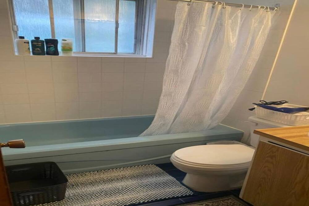 Photo of Bathroom in Mercier-Hochelaga-Maisonneuve