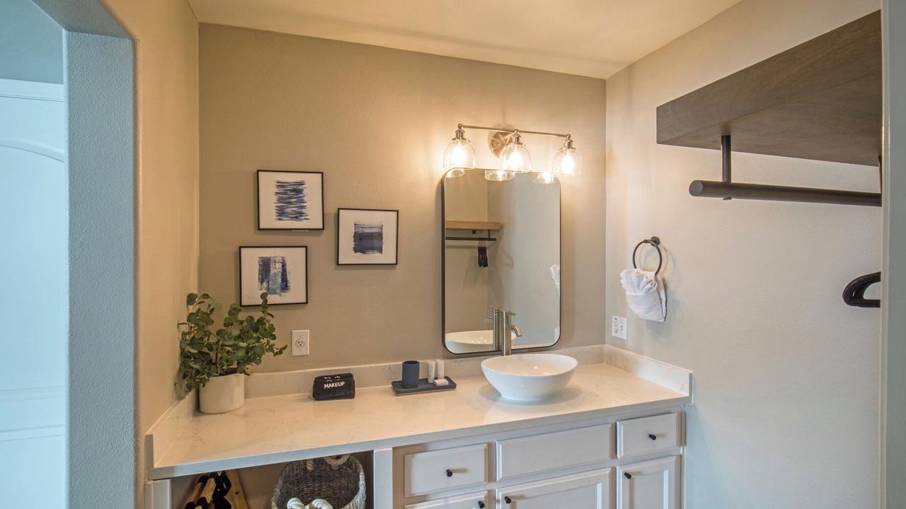 Photo of Bathroom in Shelter Cove