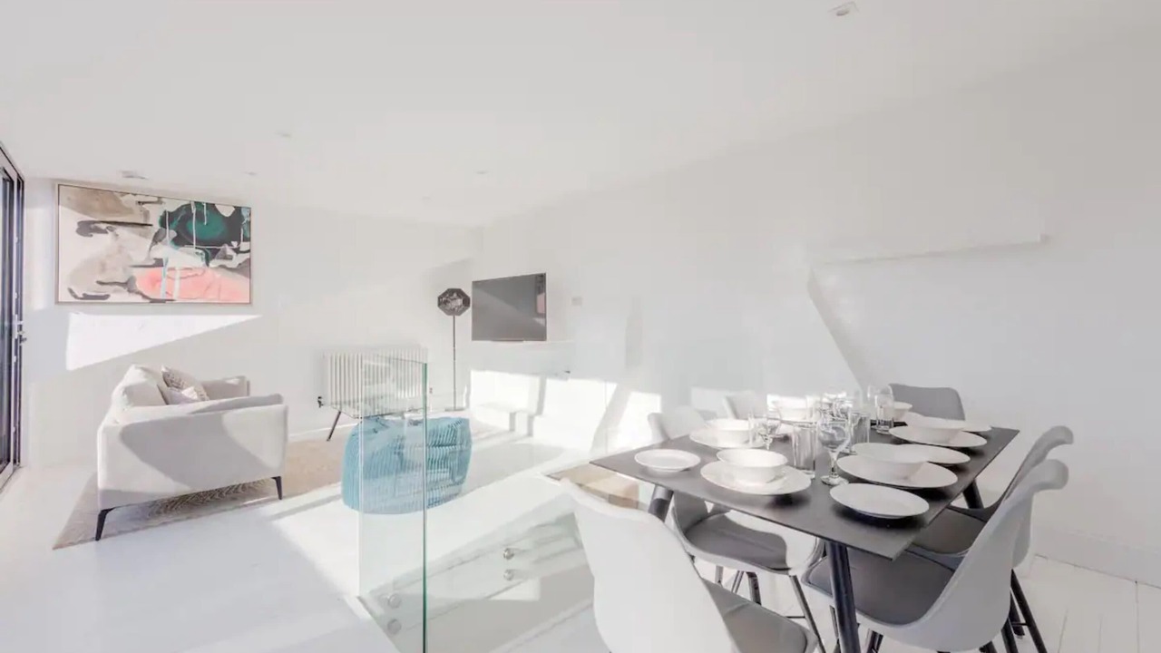 Photo of Others in Haggerston