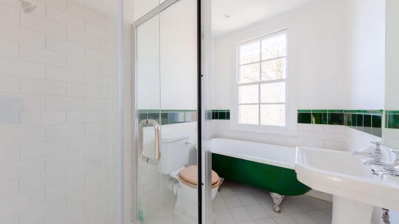 Photo of Bathroom in Haggerston