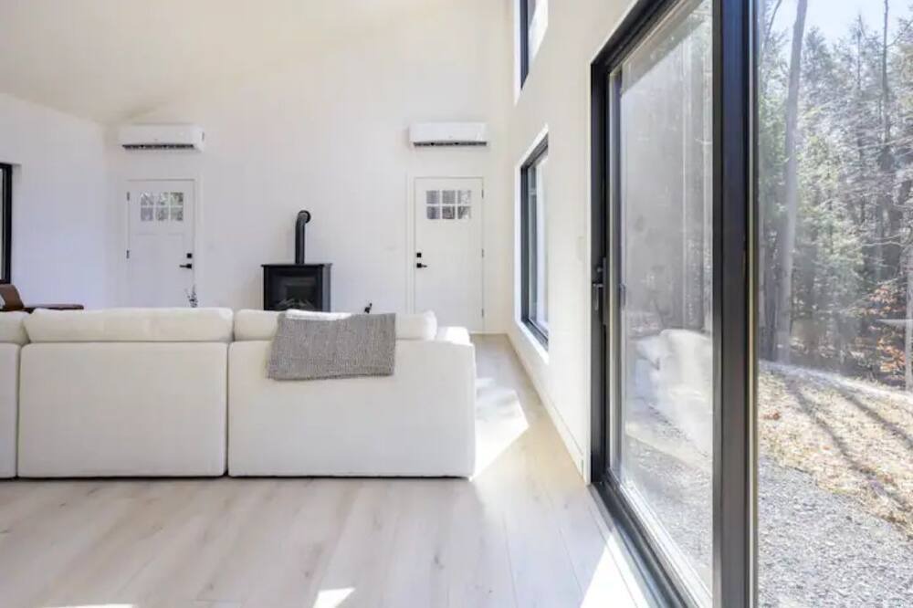 Photo of Livingroom in Haines Falls