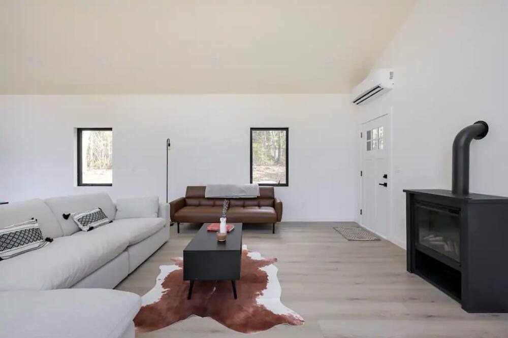 Photo of Livingroom in Haines Falls