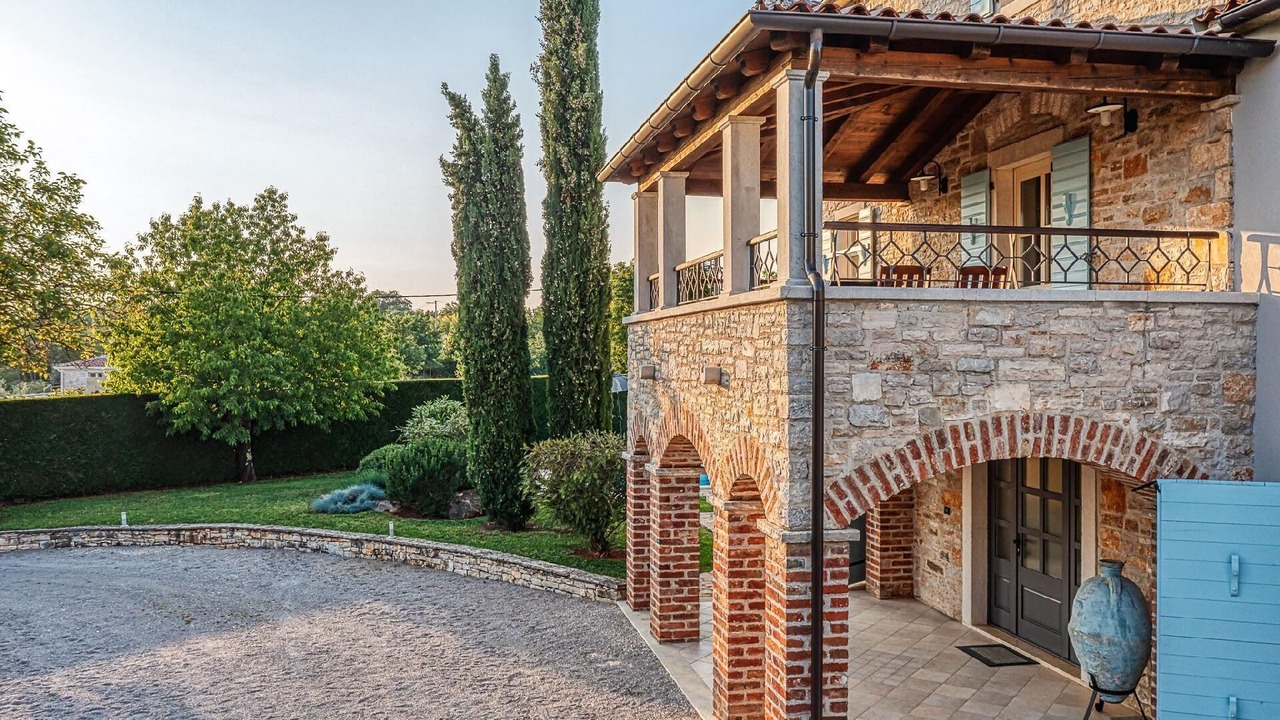 Photo of Patio Balcony in Rapavel