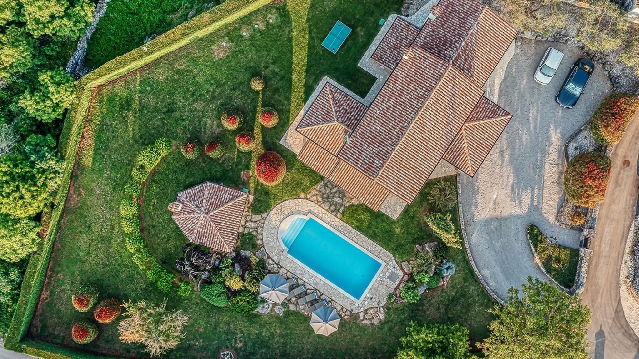 Photo of Outdoor in Rapavel