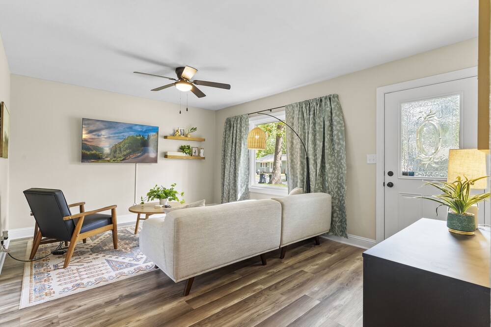 Photo of Livingroom in Twain