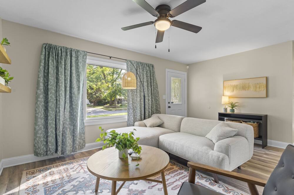 Photo of Livingroom in Twain