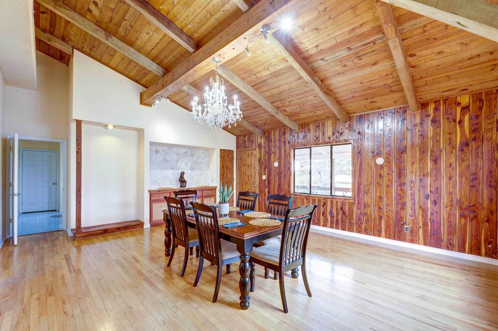Photo of Bedroom in Smithville