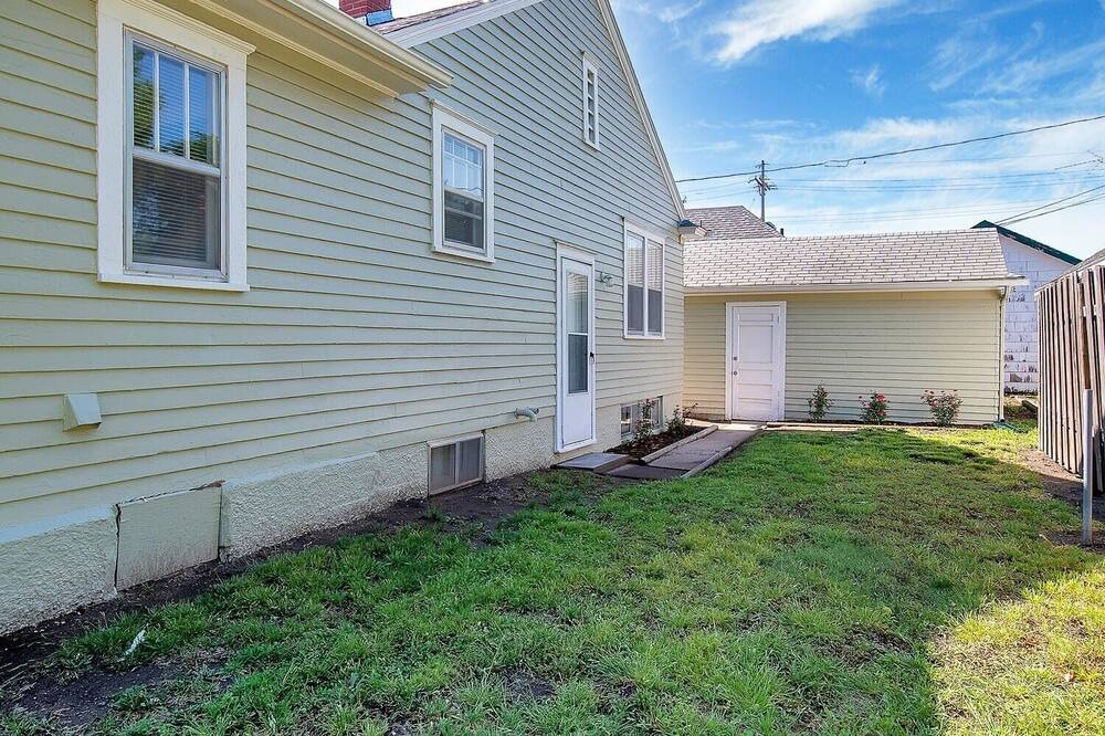 Photo of Outdoor in Hutchinson