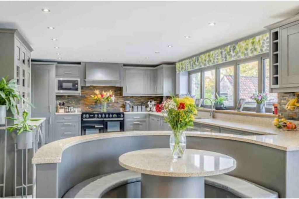 Photo of Others in Keynsham