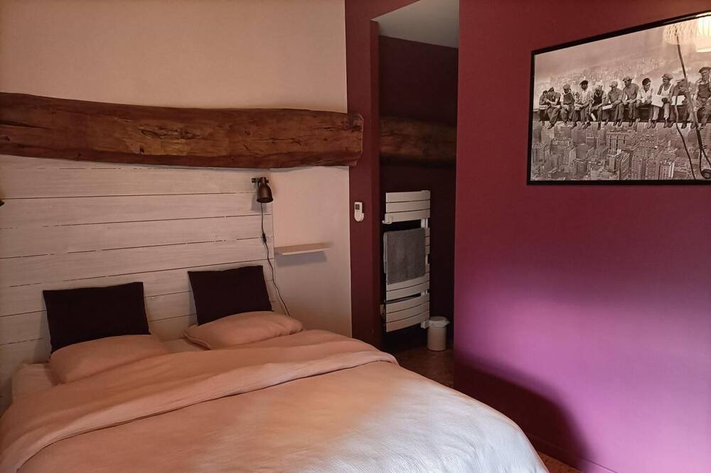 Photo of Bedroom in Orcet