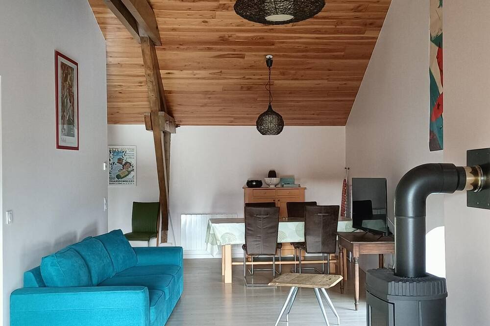 Photo of Livingroom in Orcet