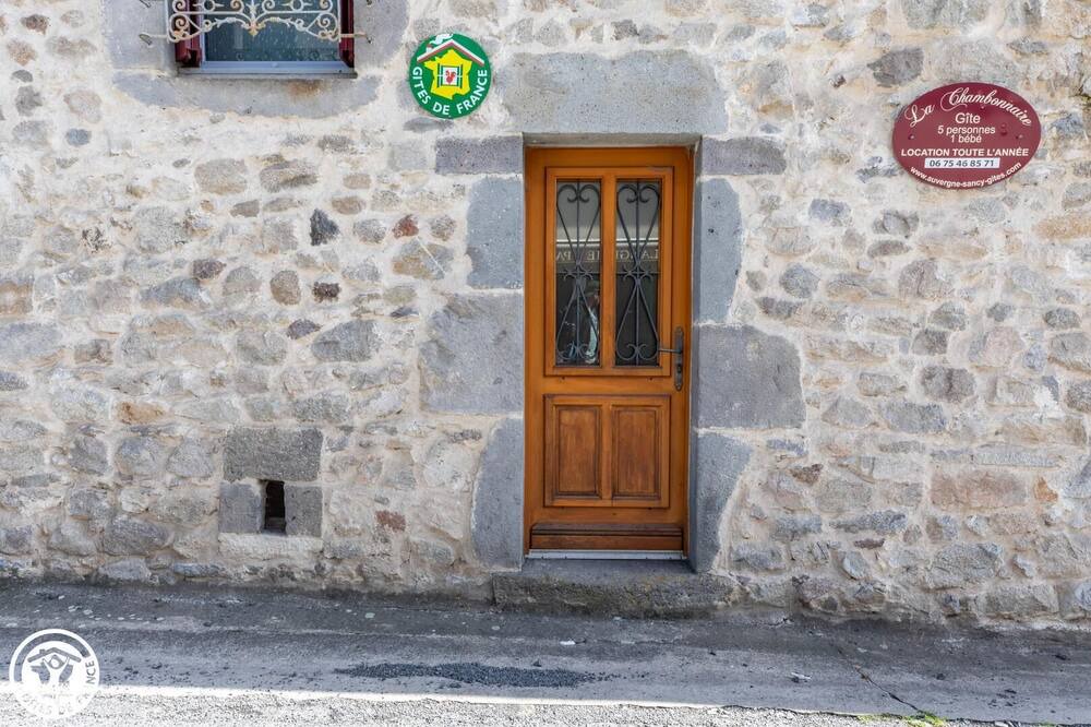 Photo of Outdoor in Chambon-sur-Lac