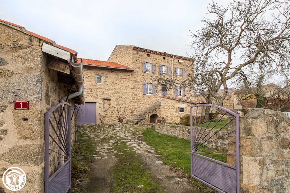 Photo of Outdoor in Champagnat-le-Jeune