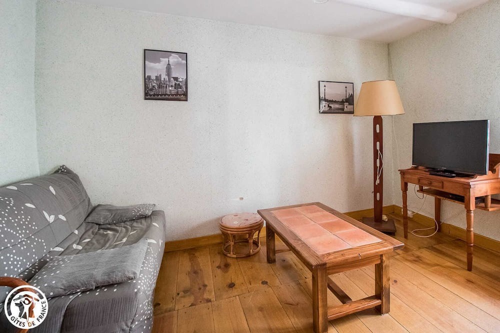 Photo of Livingroom in Champagnat-le-Jeune