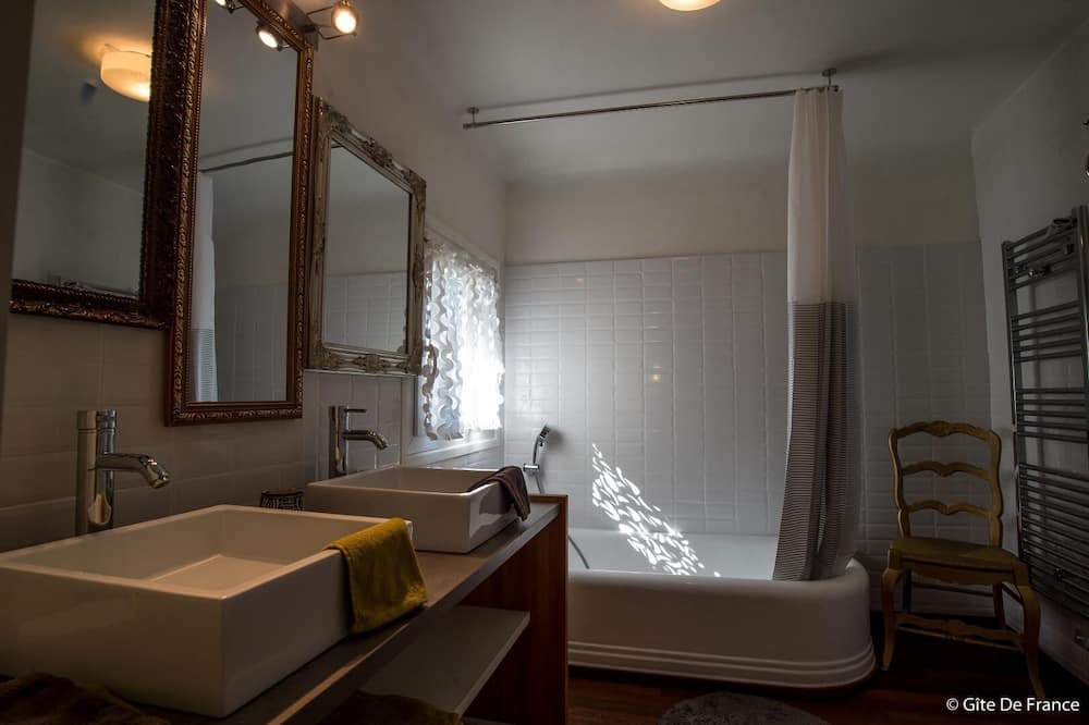 Photo of Bathroom in Sauxillanges