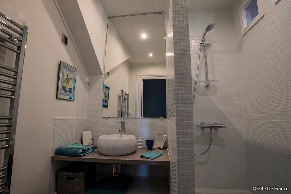 Photo of Bathroom in Sauxillanges